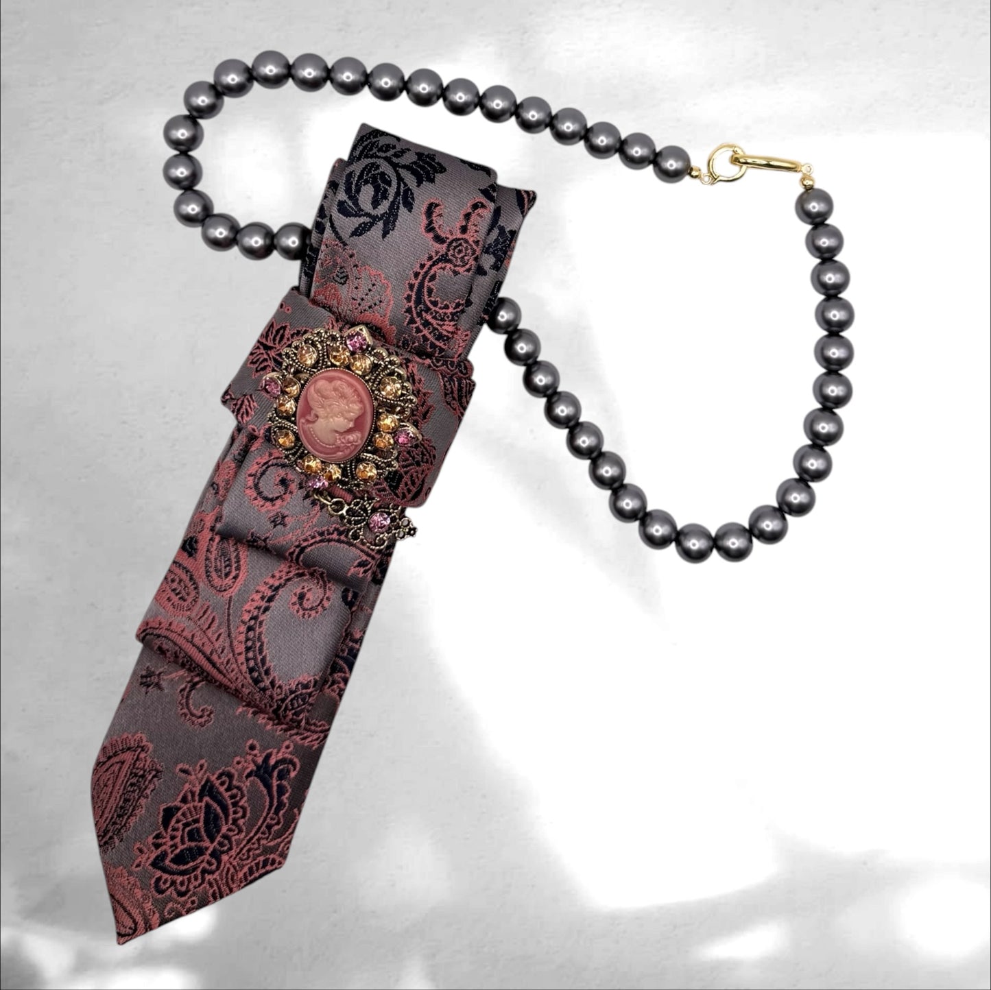 Tie Necklace - Everyday