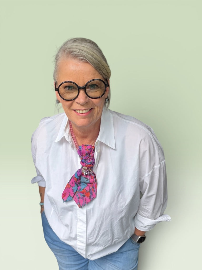 Tie Necklace - Pink Affair
