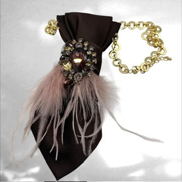 Tie Necklace - Federspiel