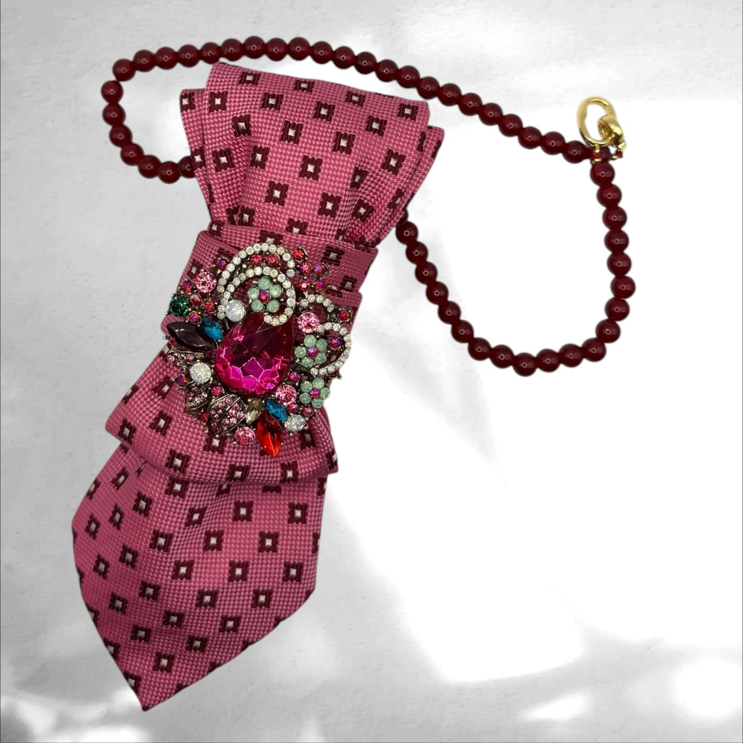 Tie Necklace - Pink Affair