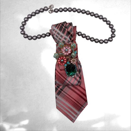 Tie Necklace - Pink Affair