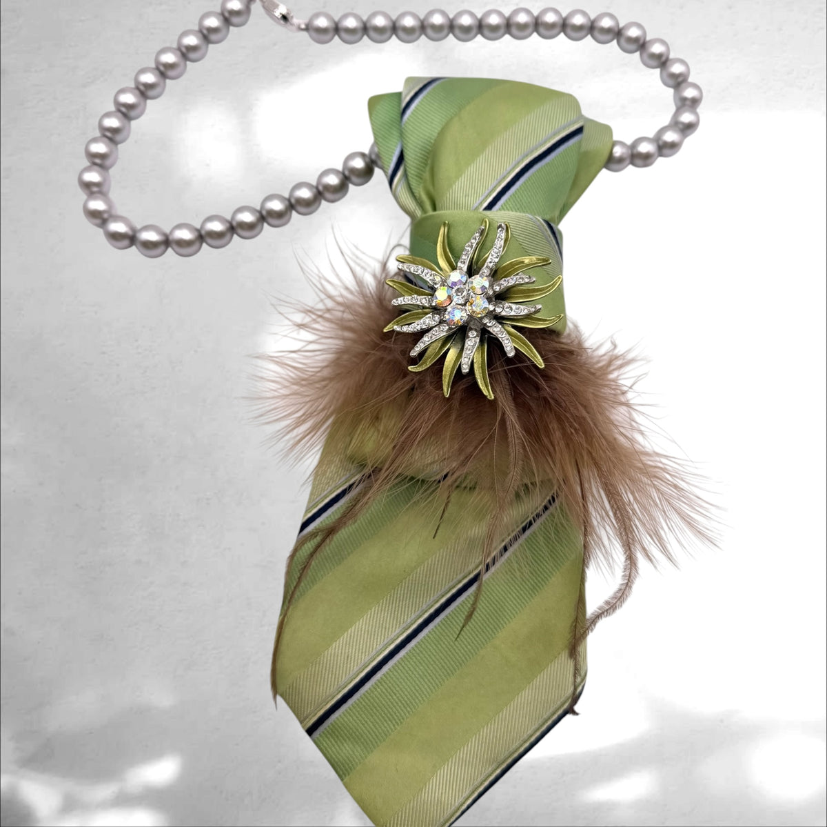 Tie Necklace - Federspiel