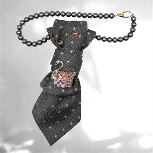 Tie Necklace - Everyday