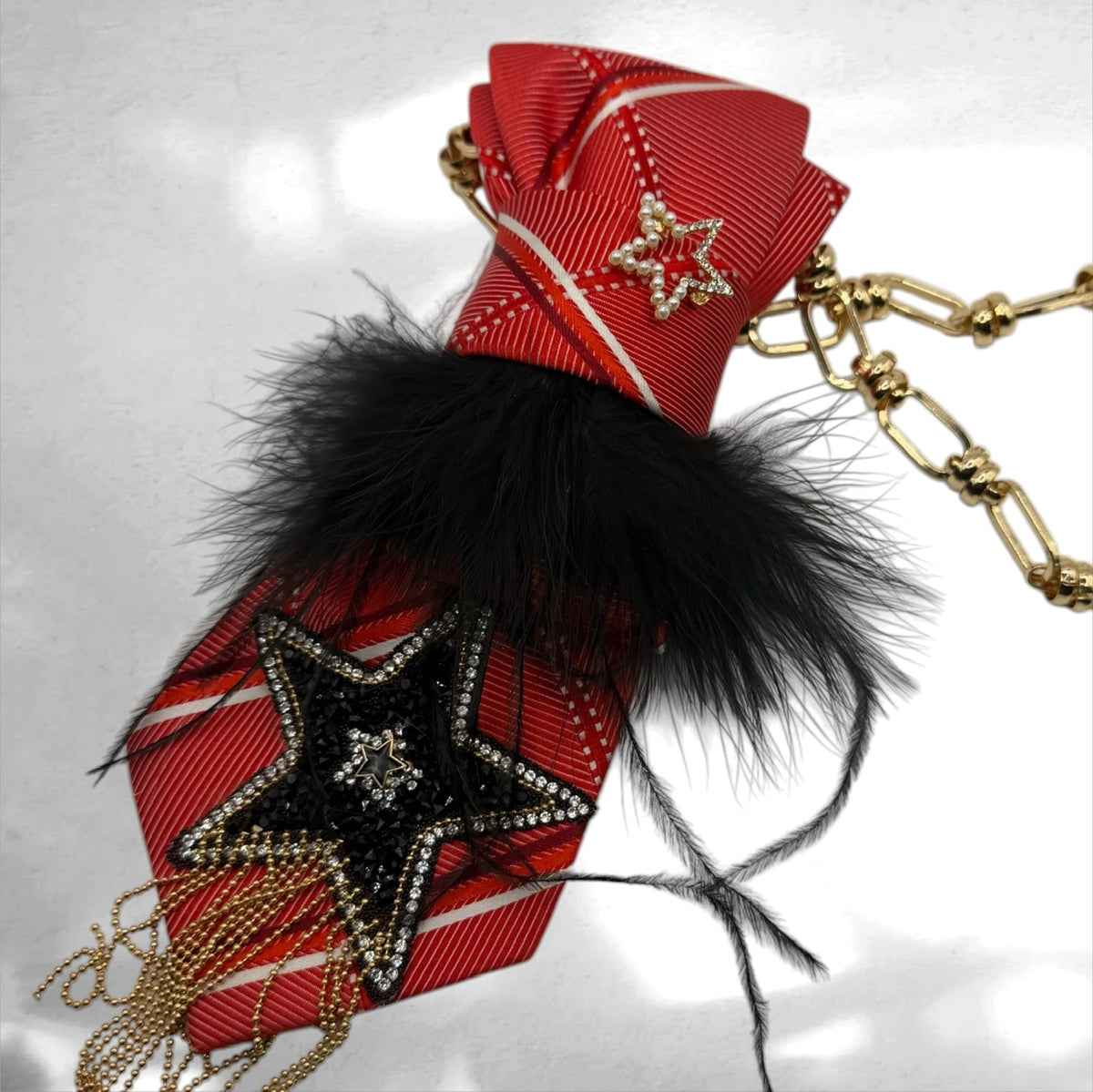 Tie Necklace - Federspiel