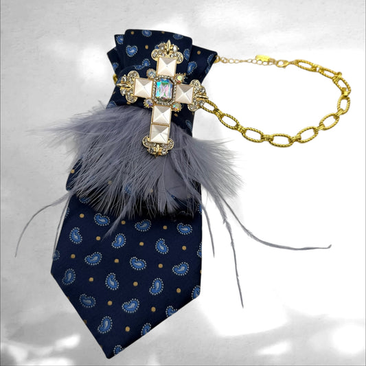 Tie Necklace - Federspiel