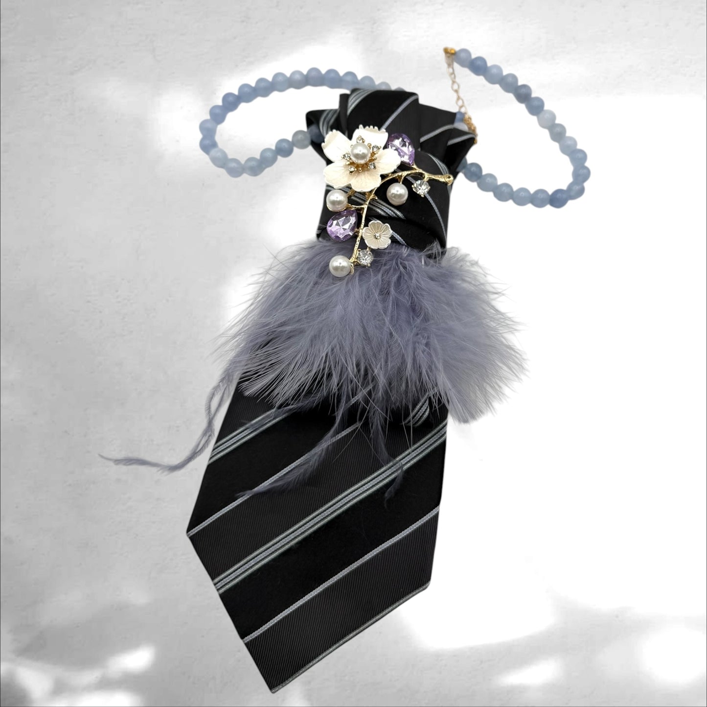 Tie Necklace - Federspiel