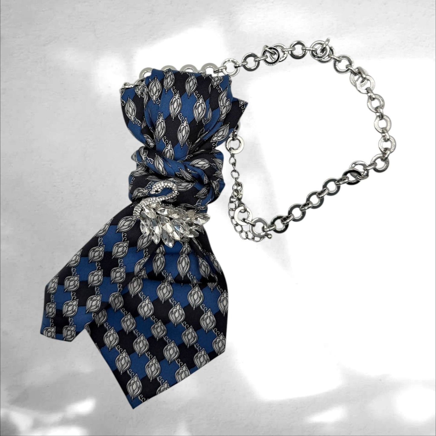 Tie Necklace - Everyday