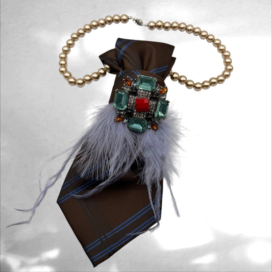Tie Necklace - Federspiel