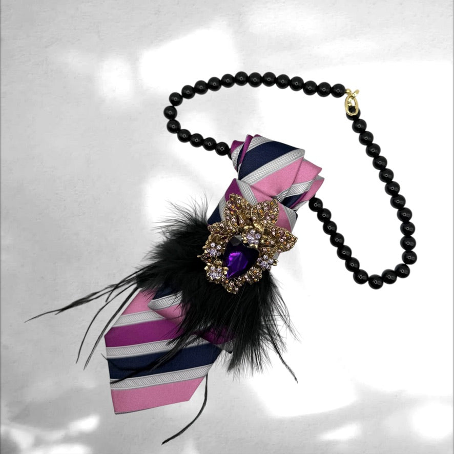 Tie Necklace - Federspiel