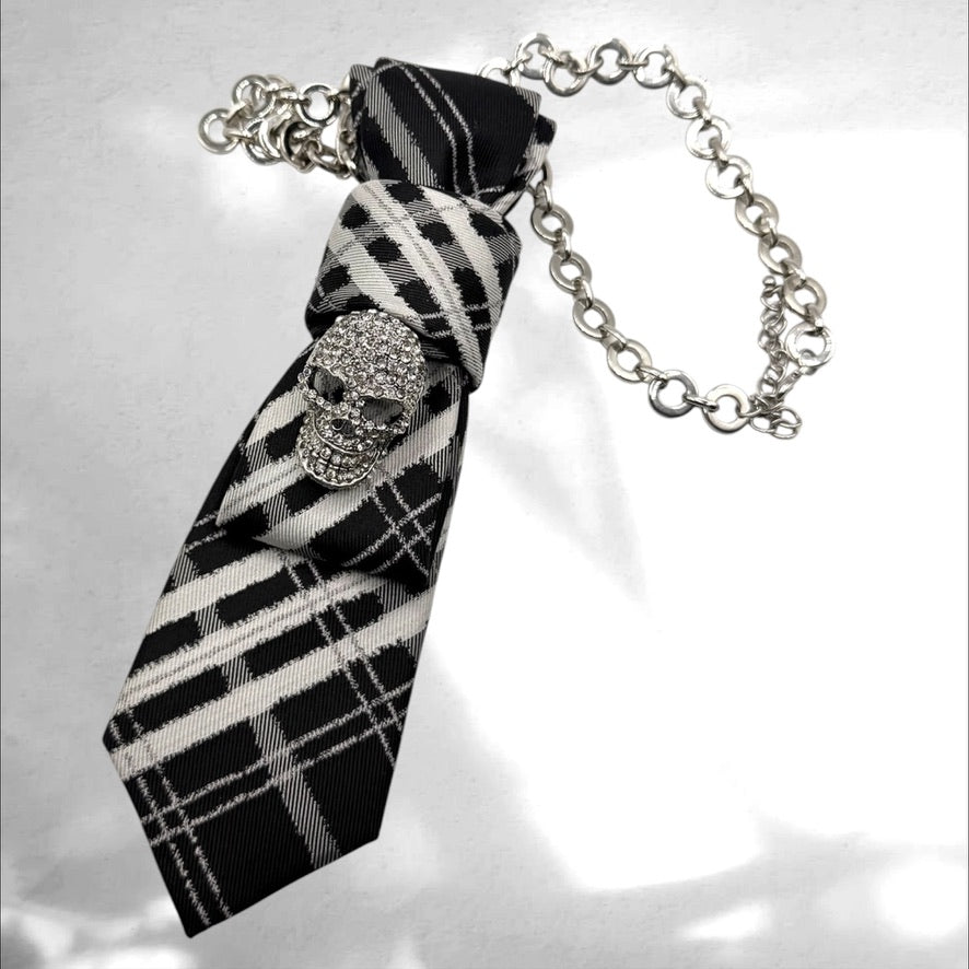 Tie Necklace - Everyday