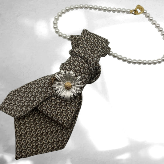 Tie Necklace - Everyday