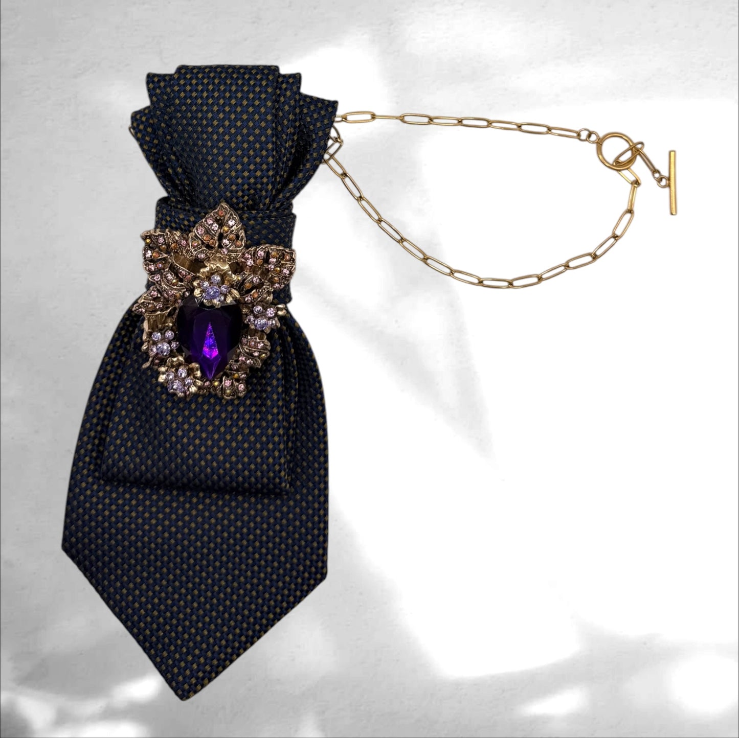 Tie Necklace - Everyday