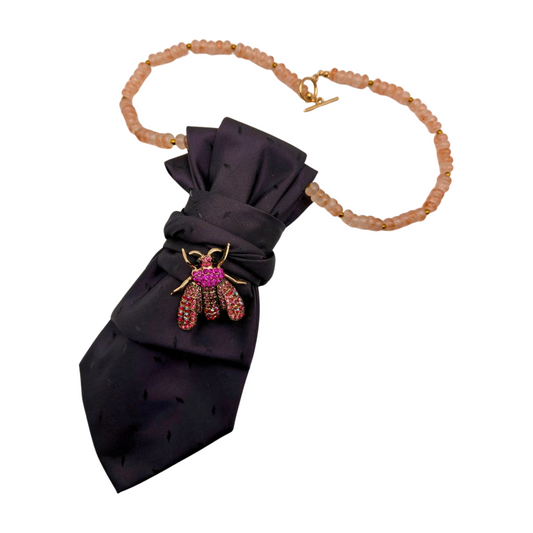 Tie Necklace Premium