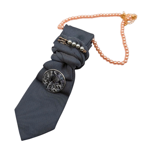 Tie Necklace Premium